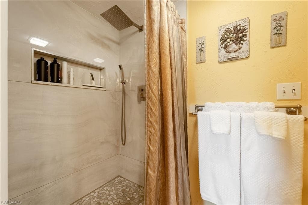3490 N Key DR 209-18