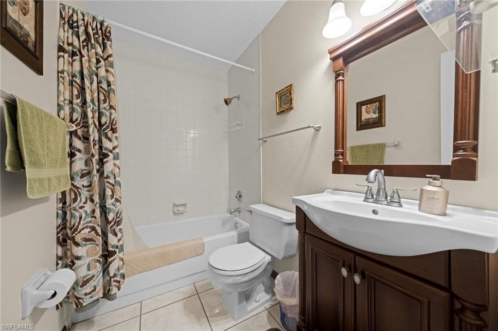 7068 Nantucket CIR 7-15