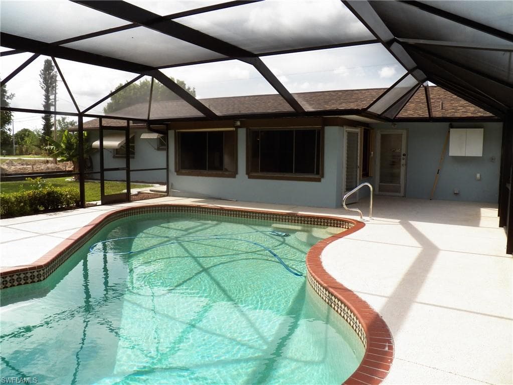 1768 Coral Point DR-28