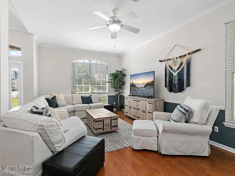 11532 ALEXIS FOREST DR-14