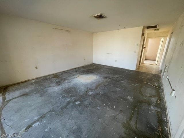 8381 Antigua CT-5