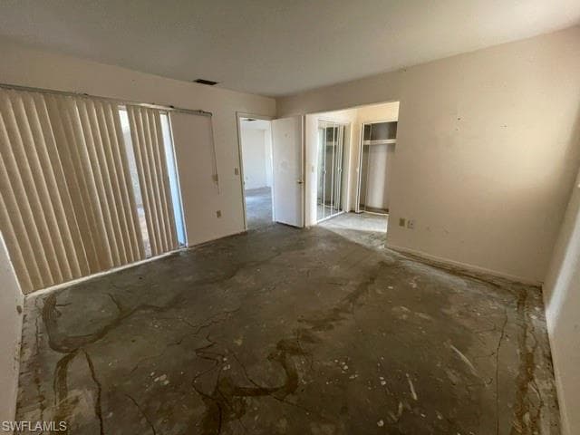 8381 Antigua CT-16