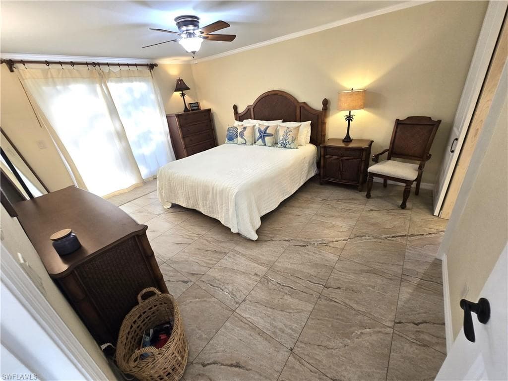 16283 Mirror Lake DR-33