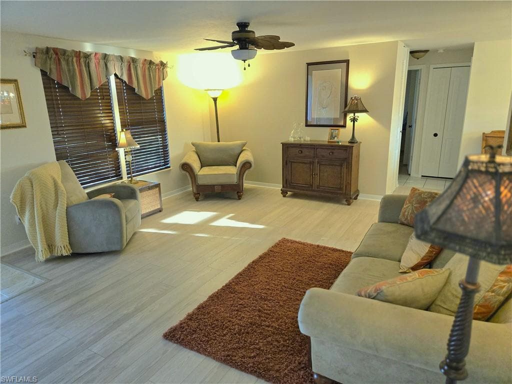 16283 Mirror Lake DR-17
