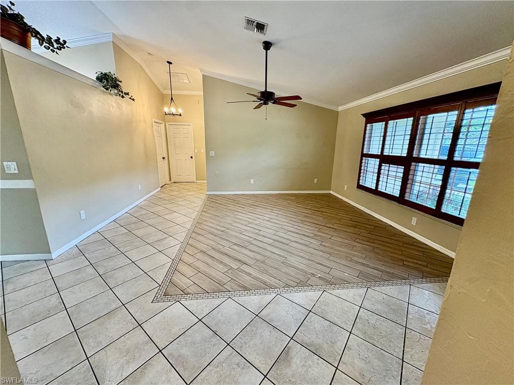 5232 Raintree LN-13