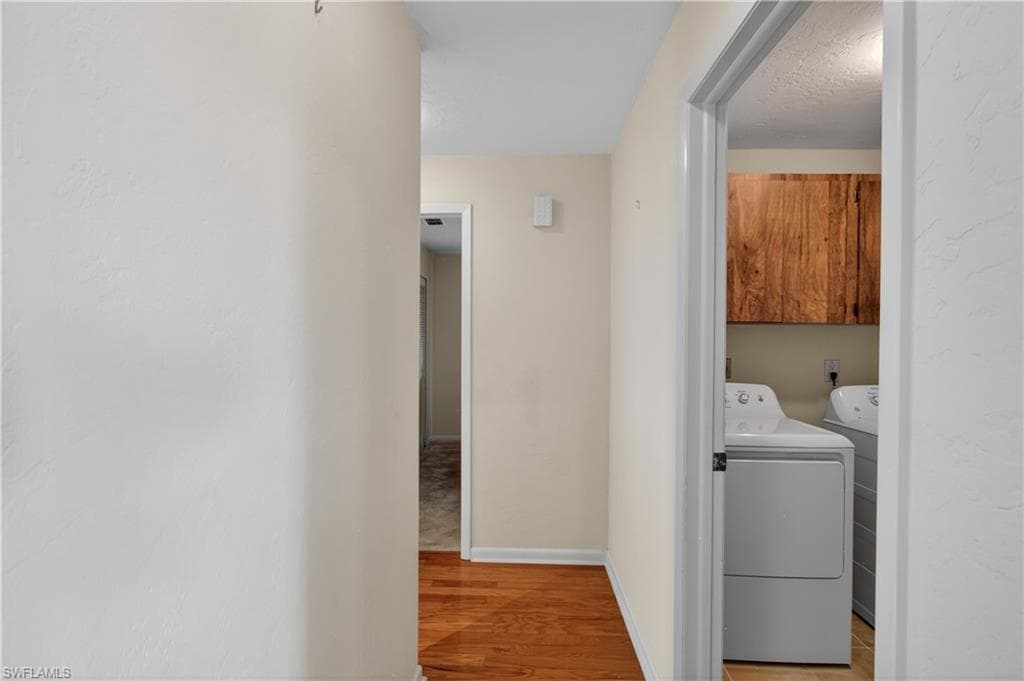 9708 Foxglove CIR-22