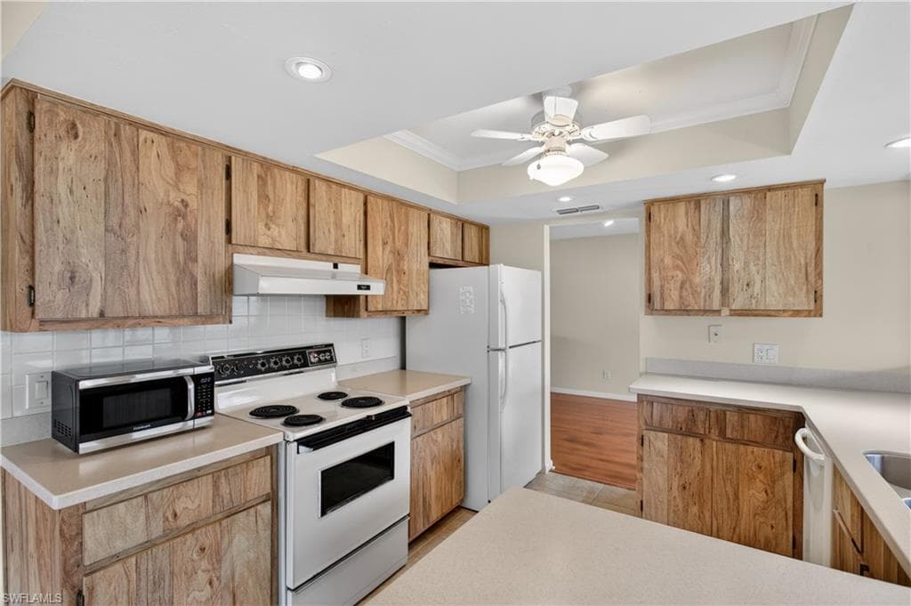 9708 Foxglove CIR-6