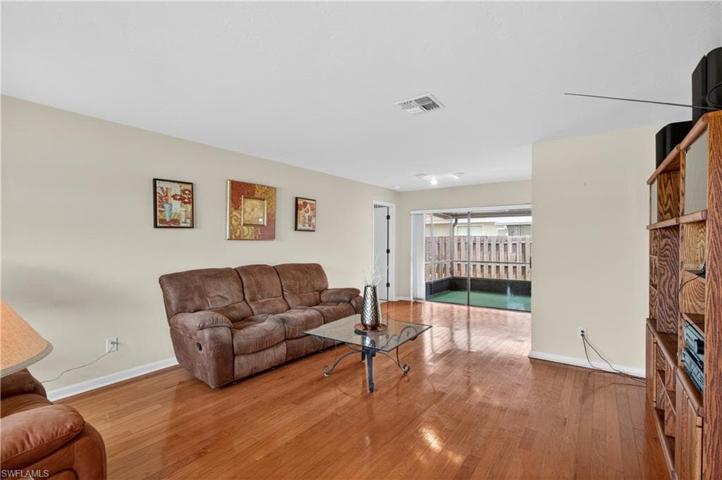9708 Foxglove CIR-2