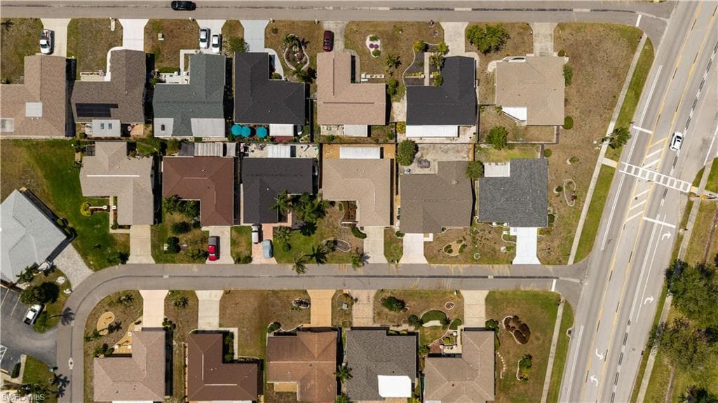9708 Foxglove CIR-36