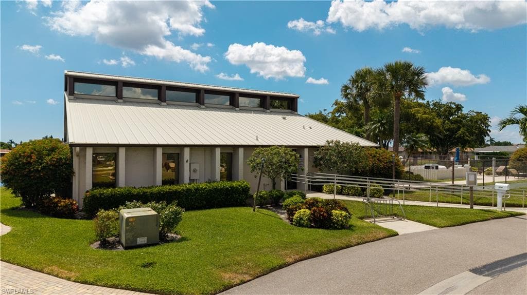 9708 Foxglove CIR-43