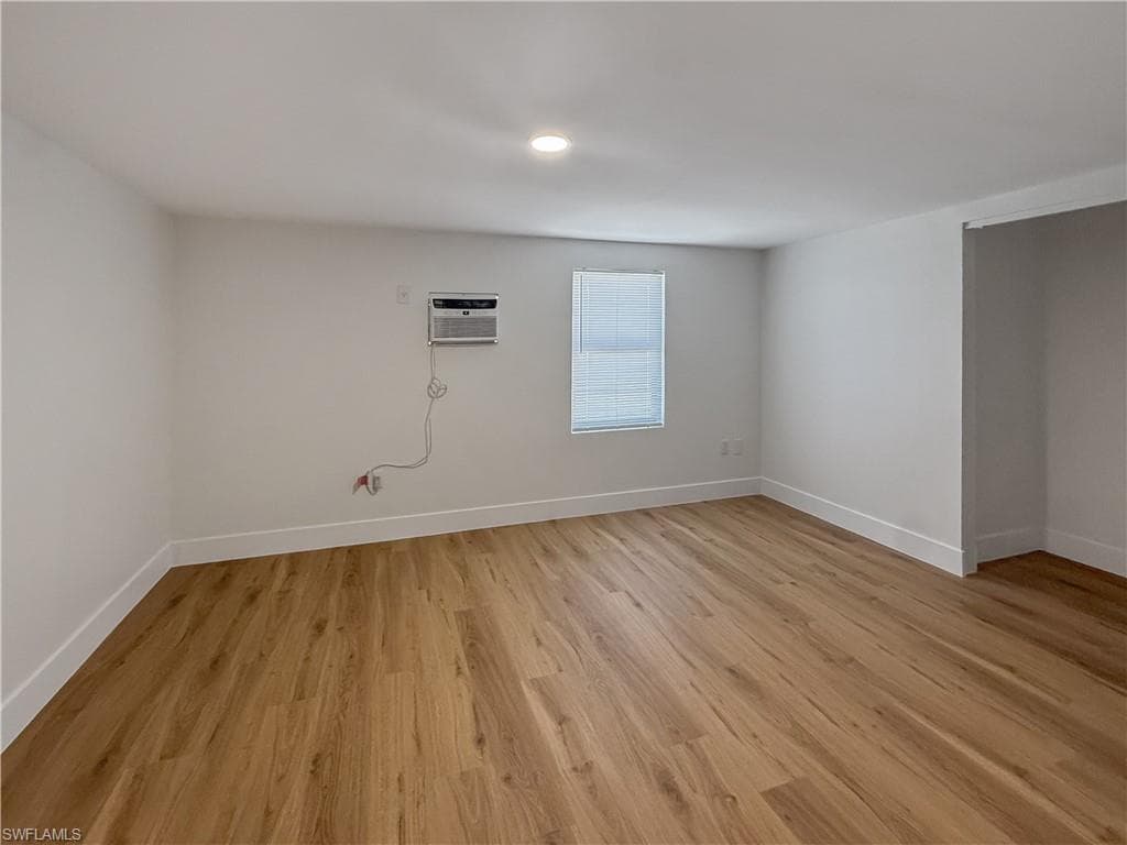 204 2nd ST 2-1