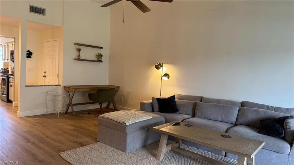 9828 Luna CIR H202-10