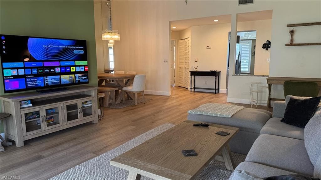 9828 Luna CIR H202-3