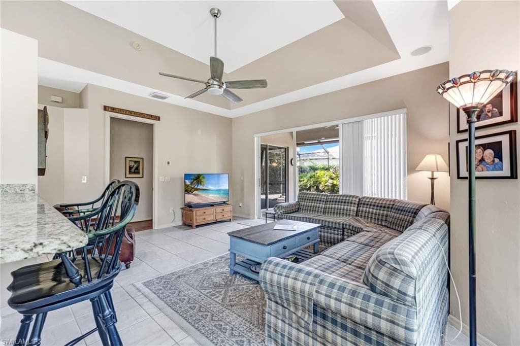 8241 Laurel Lakes BLVD-15