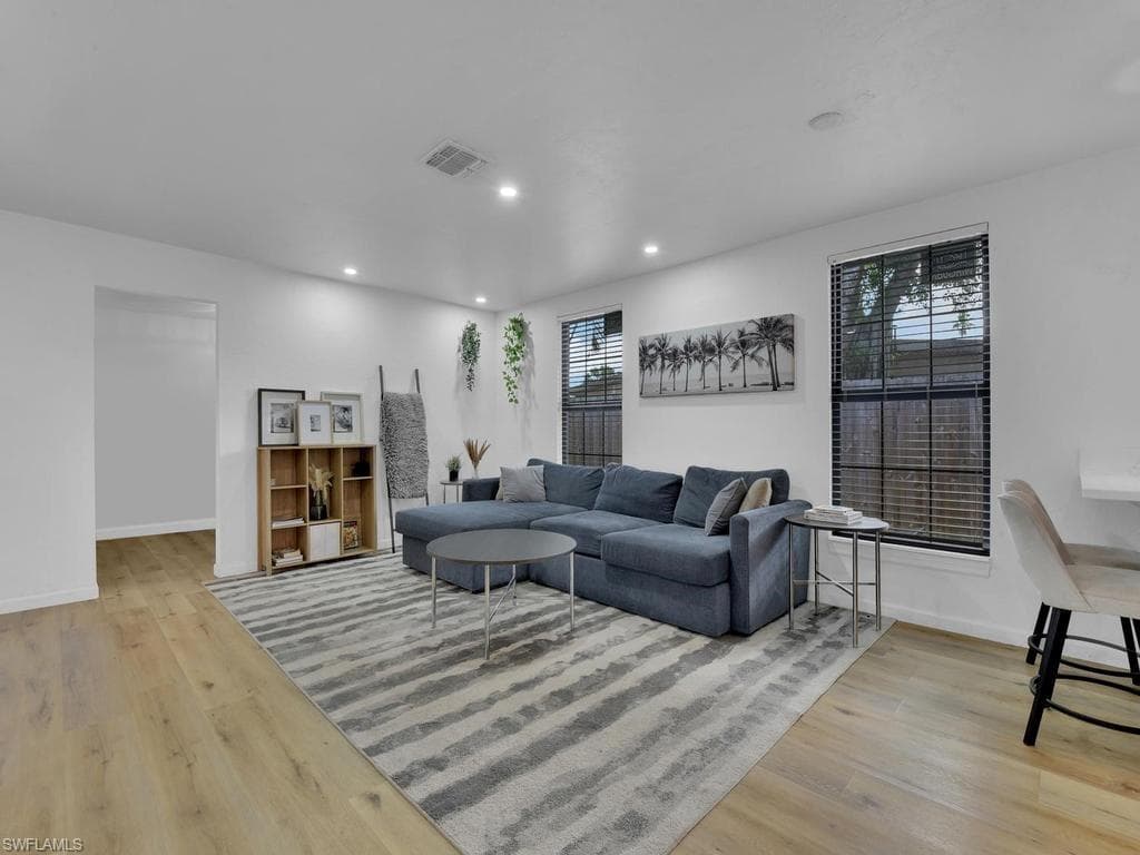 9010/9012 Carolina ST-11