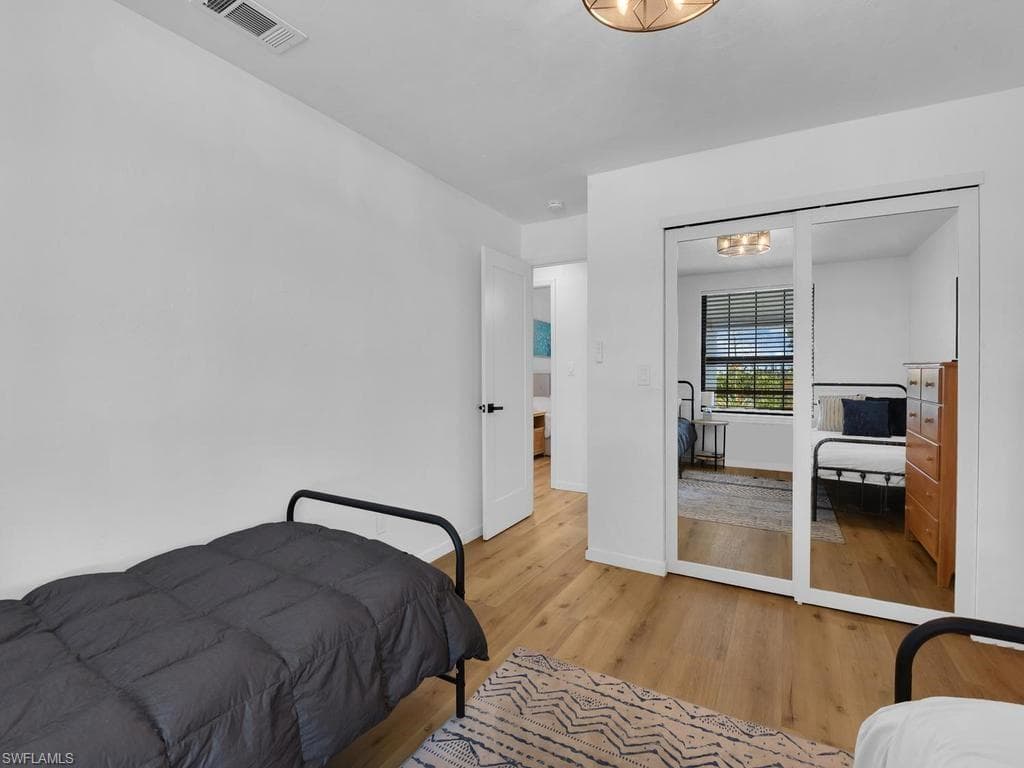 9010/9012 Carolina ST-18