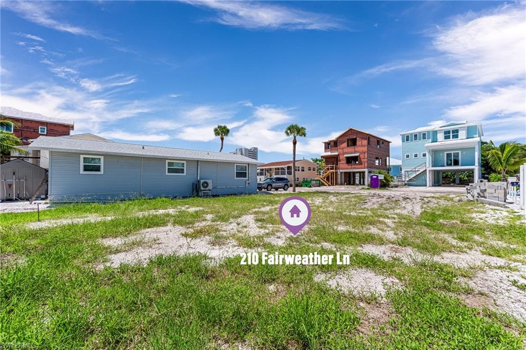 210 Fairweather LN-26