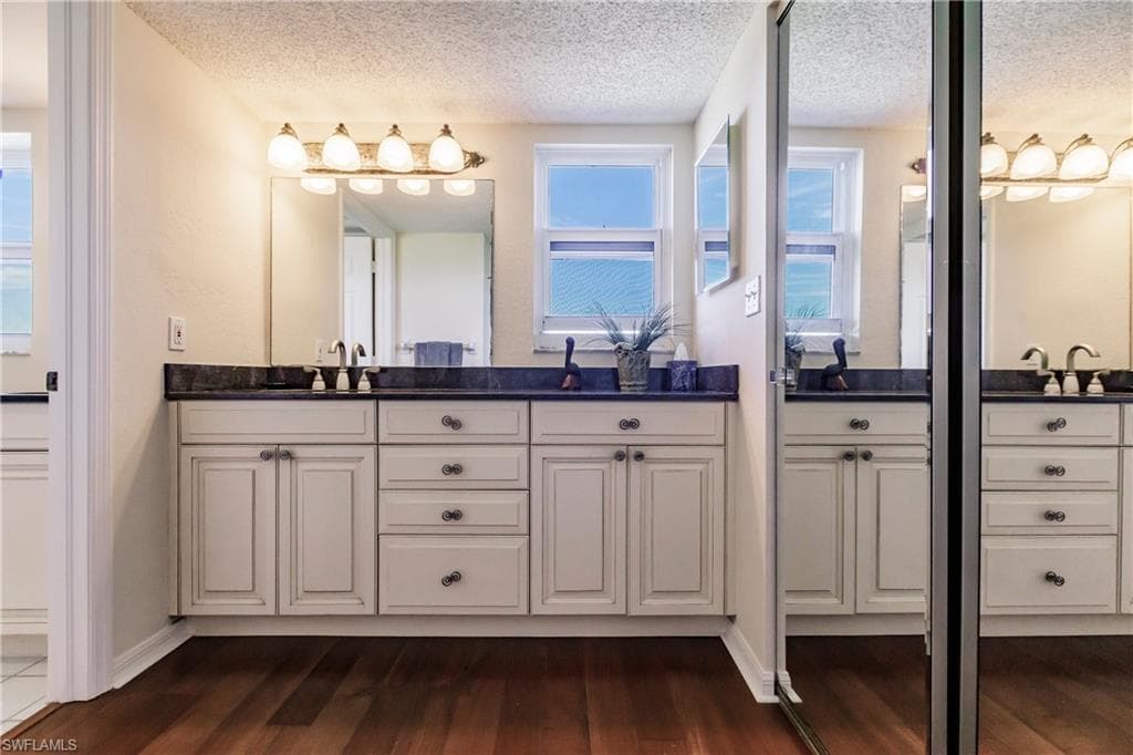 4895 Bonita Beach RD 508-19