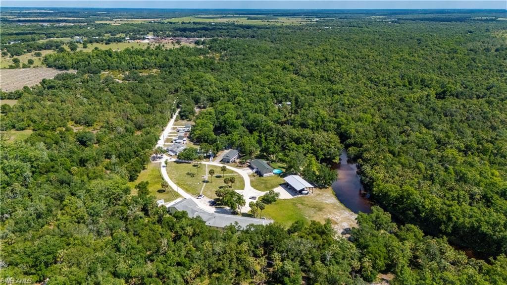 8806 SW Start Center ST-1
