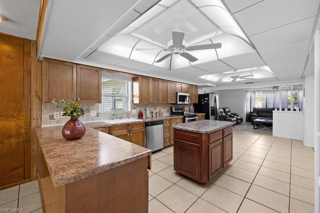 4530 Underwood DR-45