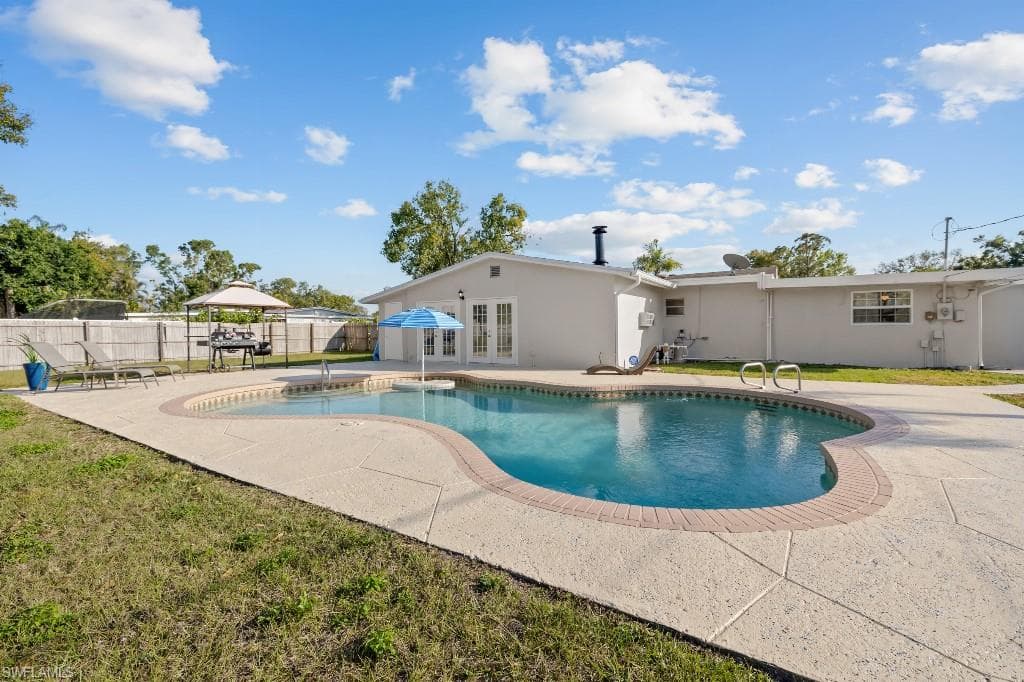 4530 Underwood DR-31