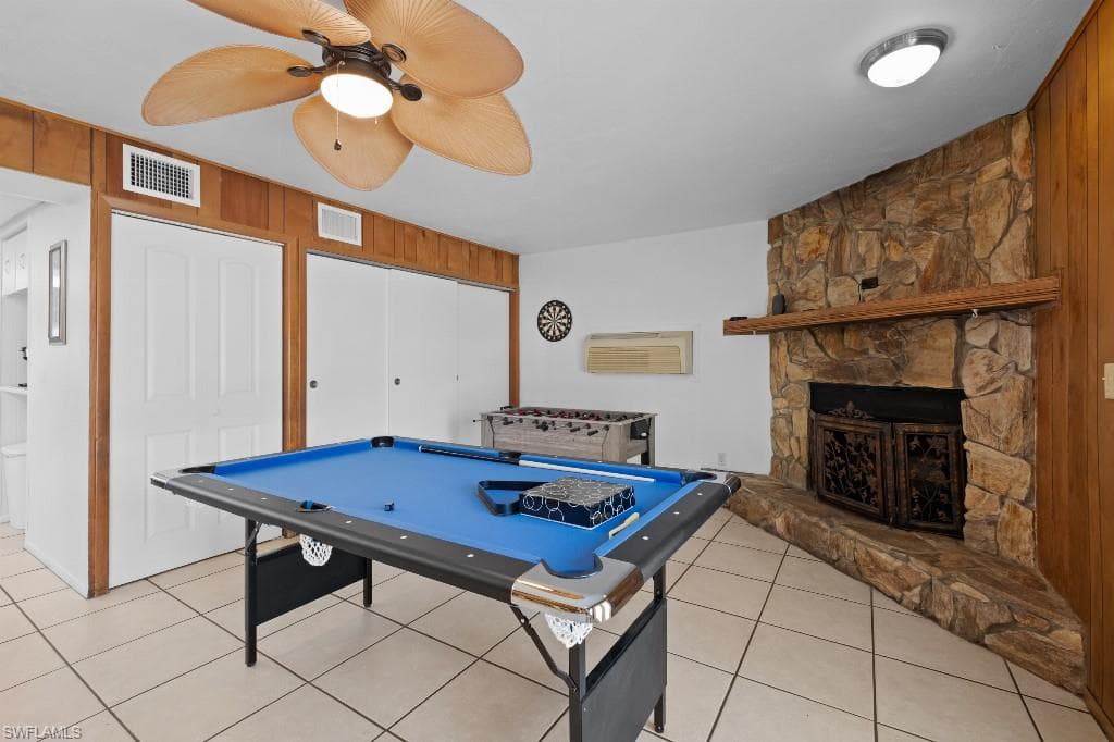 4530 Underwood DR-27