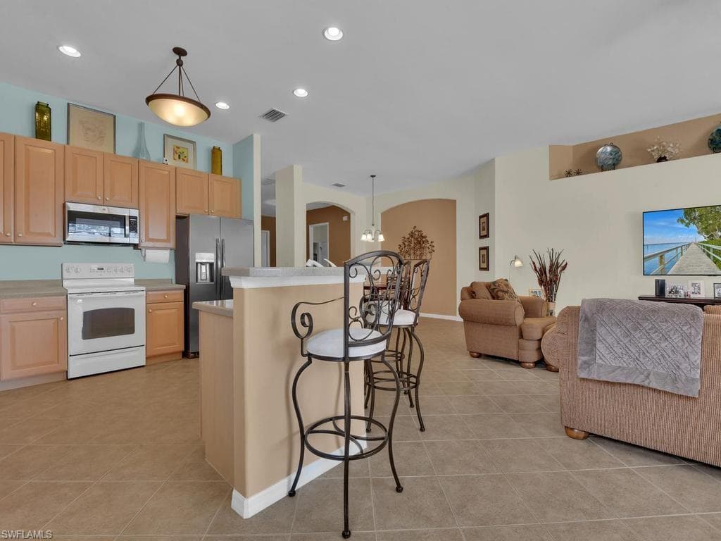 2314 Bainmar DR-12