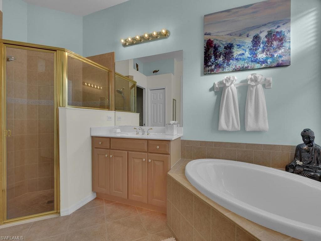 2314 Bainmar DR-19