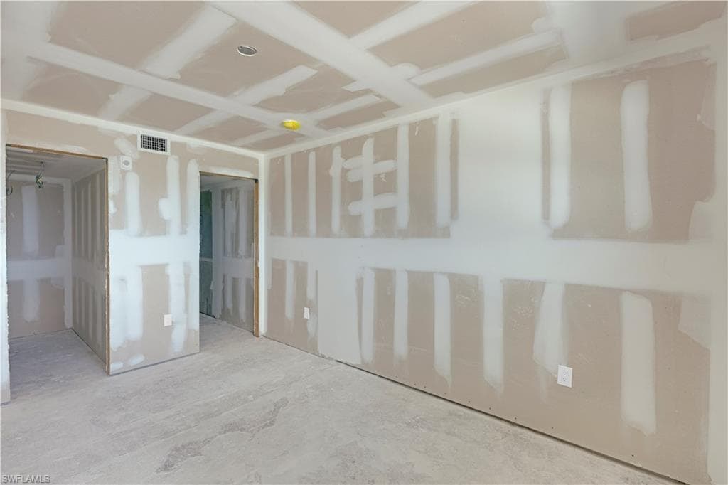 5100 Estero BLVD 6B3-11