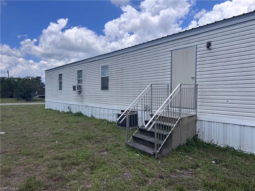 951 Virginia AVE-1