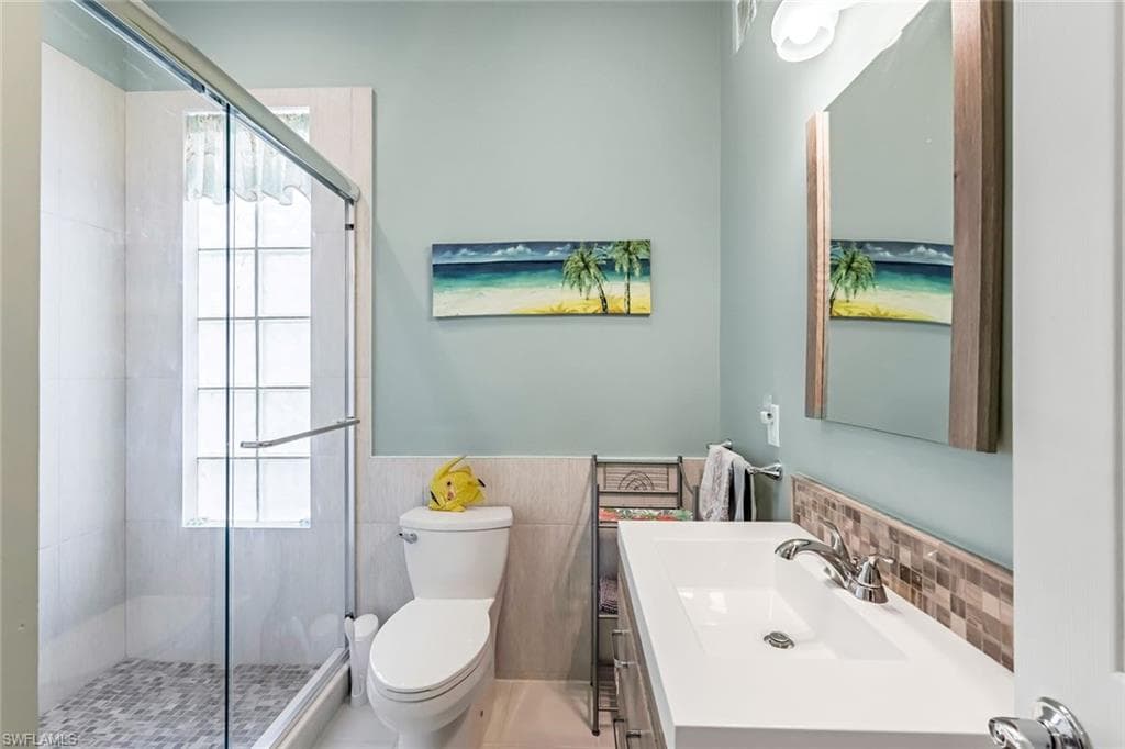 3204 Benicia CT-13
