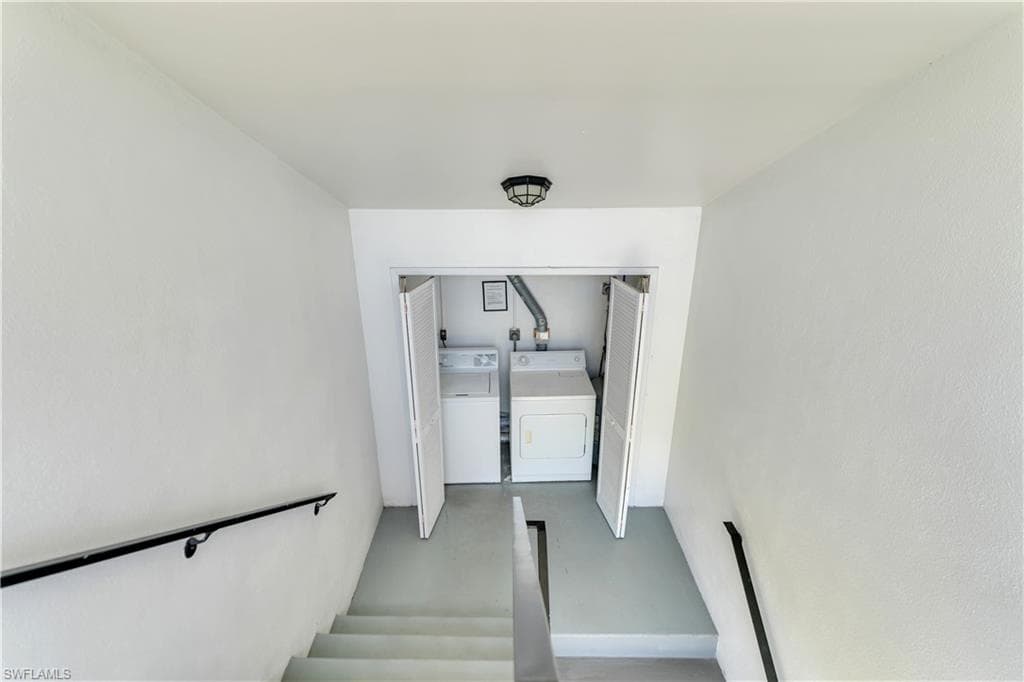 8741 Lueck LN 5-27