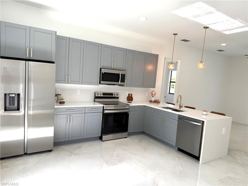 347 Rancho AVE-5