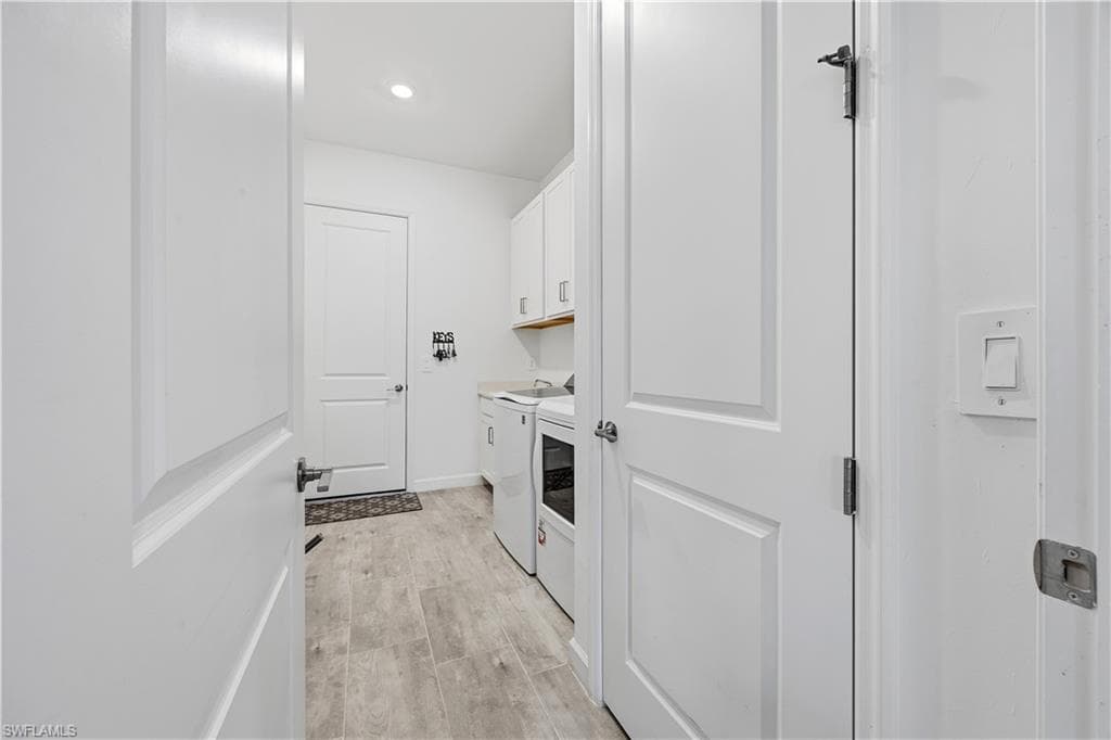 13991 Binghampton DR-19