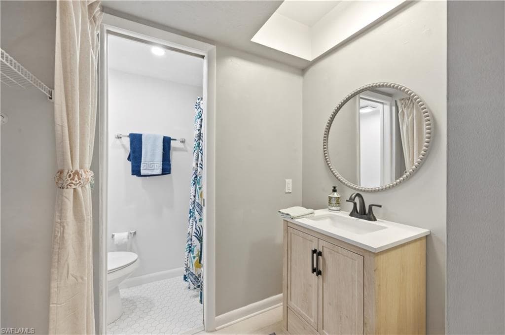 16001 Amberwood Lake CT 1-26