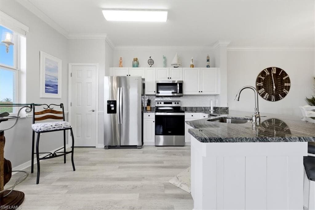14501 Legends BLVD N 401-8