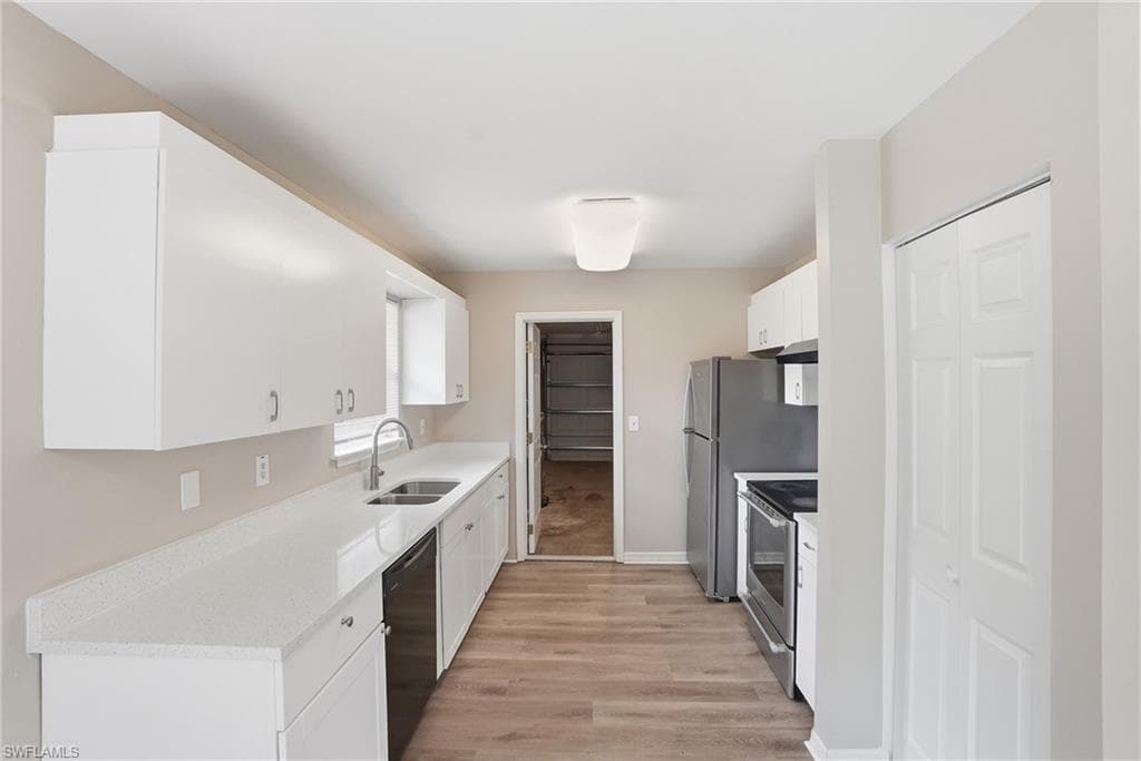 26311 Coventry LN 313-13