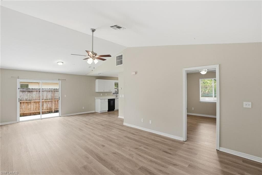 26311 Coventry LN 313-10