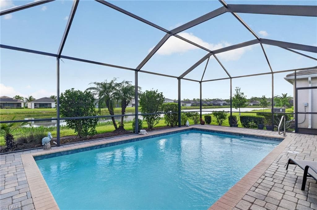 4386 Bluegrass DR-1