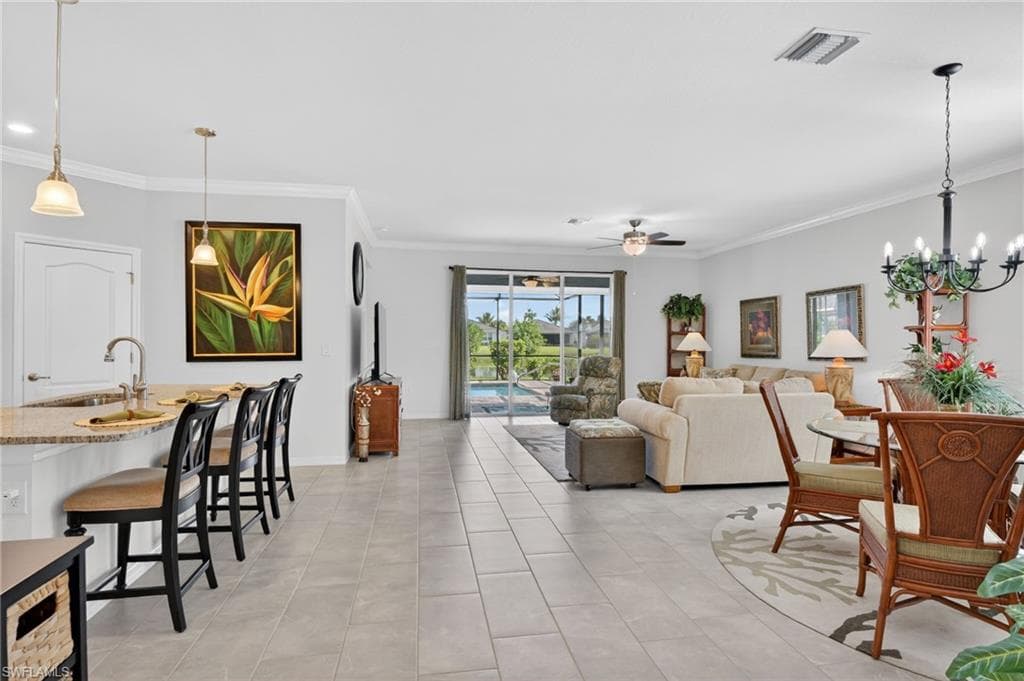 4386 Bluegrass DR-4