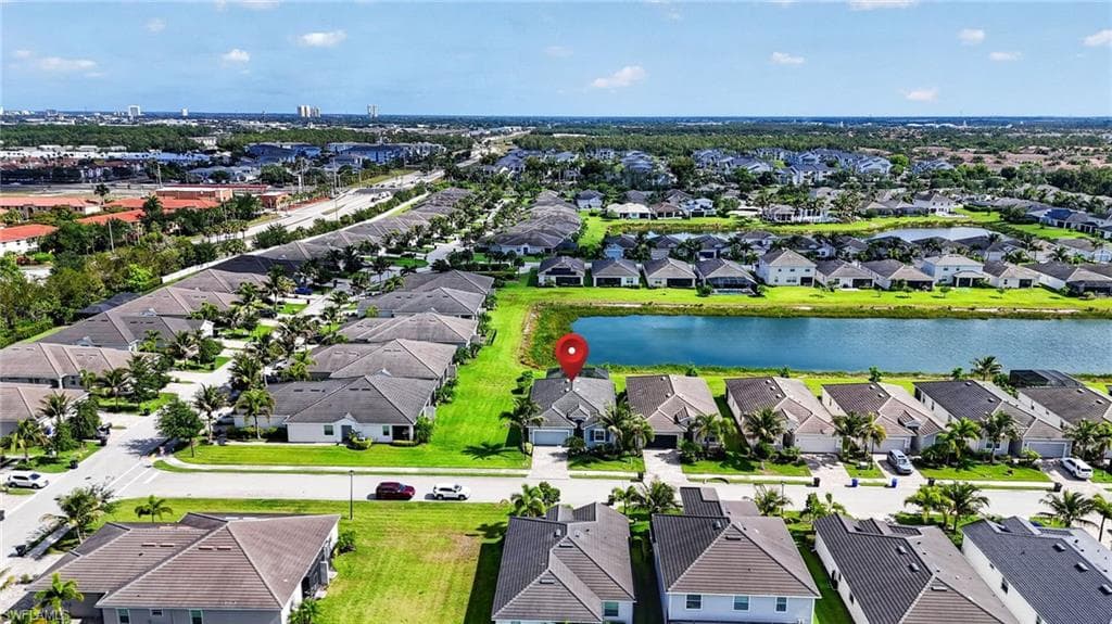4386 Bluegrass DR-43