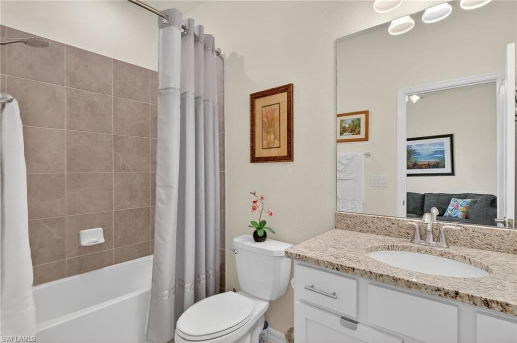 4386 Bluegrass DR-28