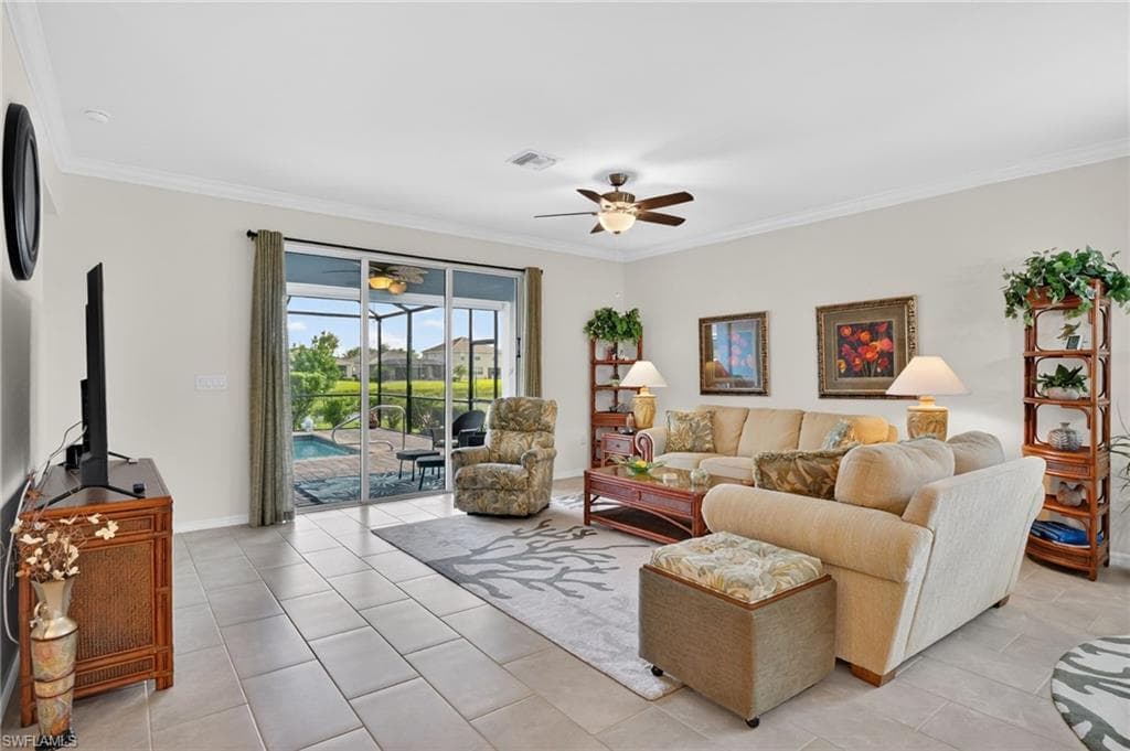 4386 Bluegrass DR-7