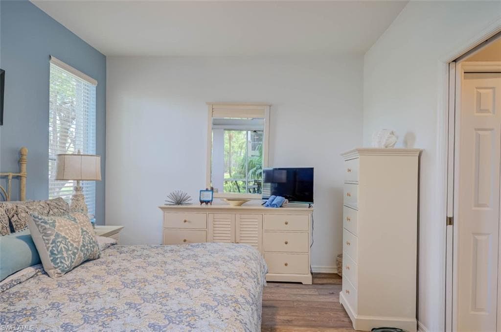8223 Parkstone PL 102-17