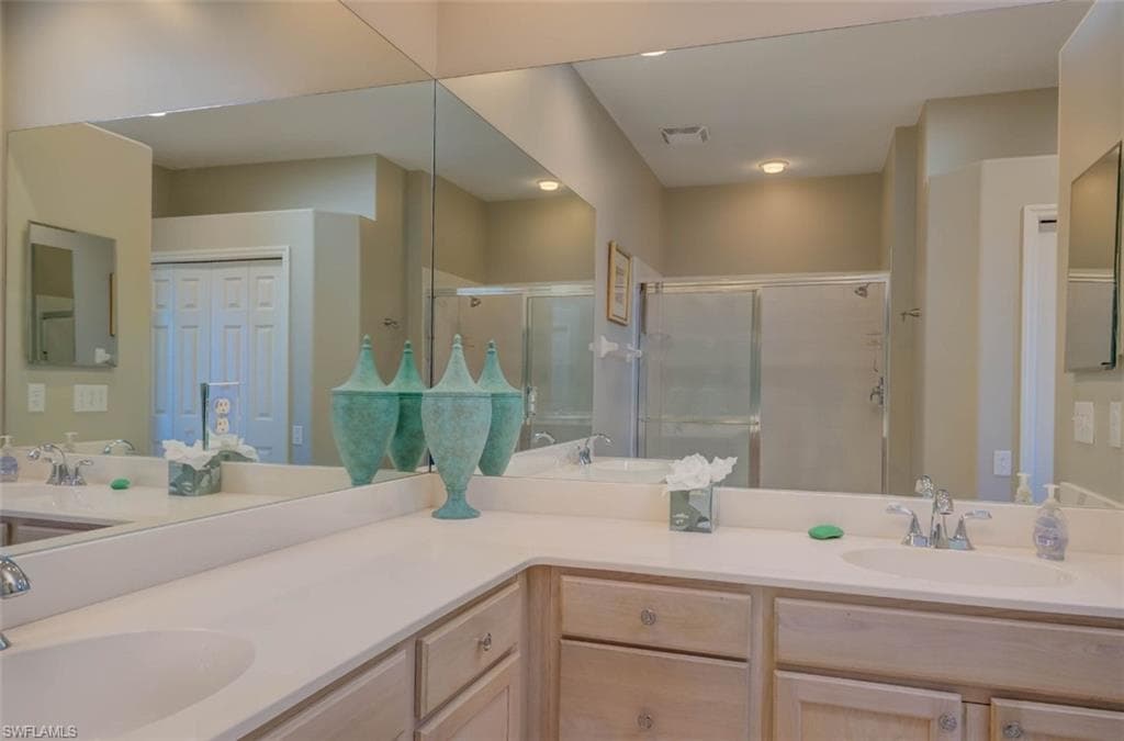 8223 Parkstone PL 102-20