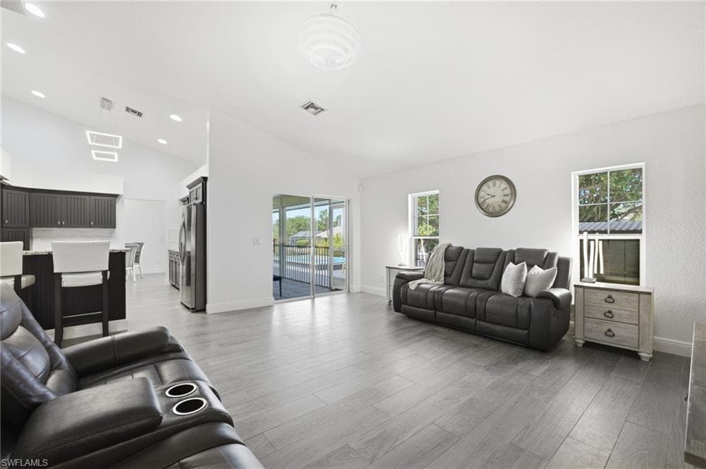27130 Holly LN-6
