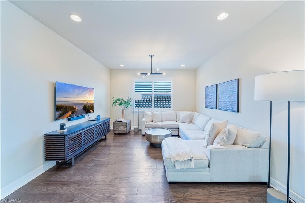 11546 Meadowrun CIR-16