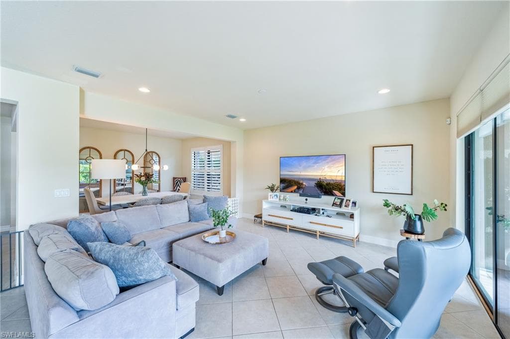 11546 Meadowrun CIR-6