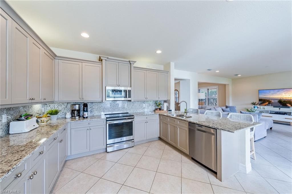 11546 Meadowrun CIR-9