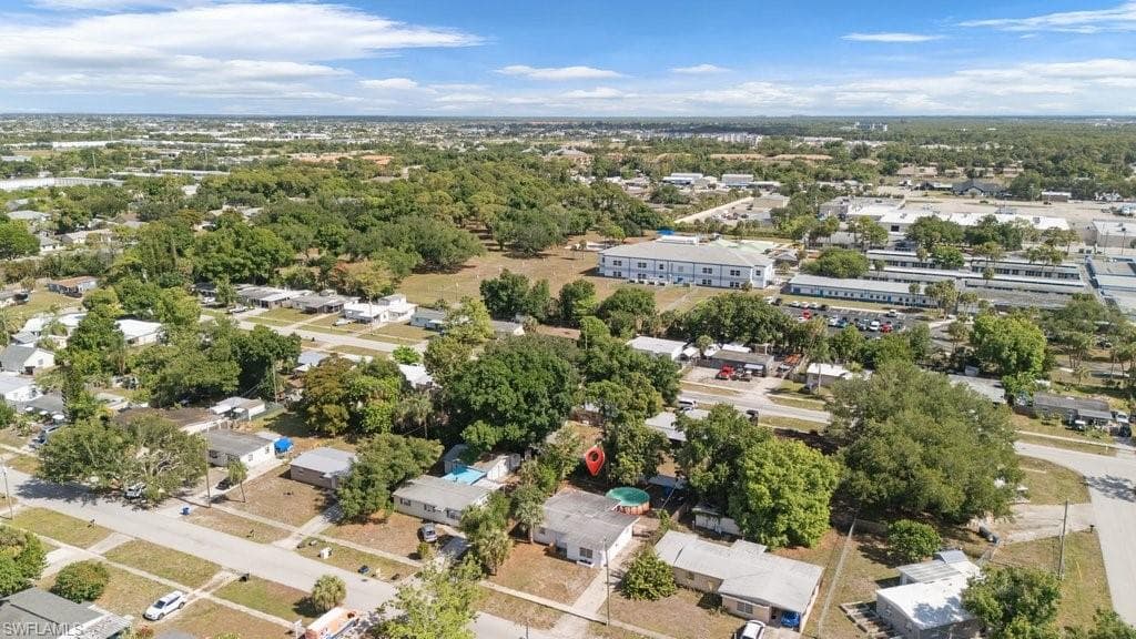 912 Hibiscus LN-25